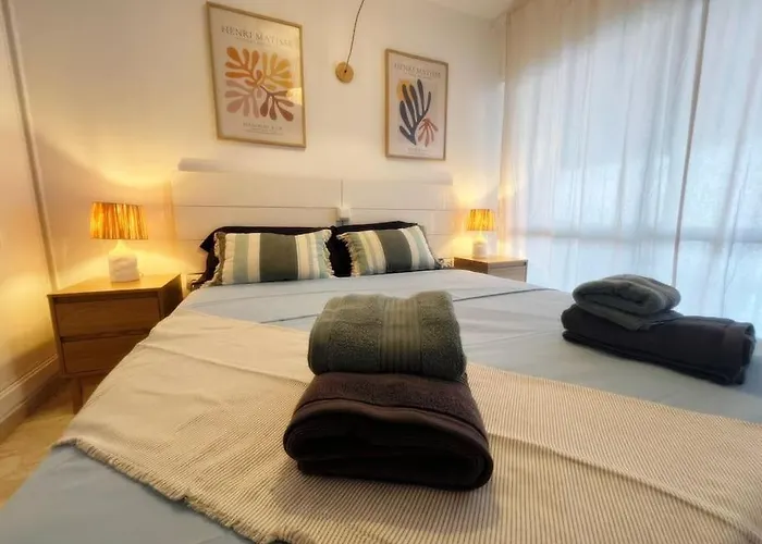 Magnifico Y Amplio Con Terraza فوينخيرولا